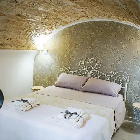 5 - Giu In Dimora * Putignano