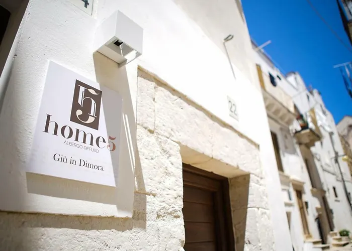 5 - Giu In Dimora * Putignano