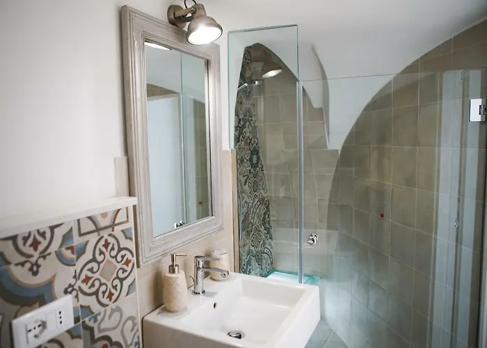 5 - Giu In Dimora Ferienhaus *